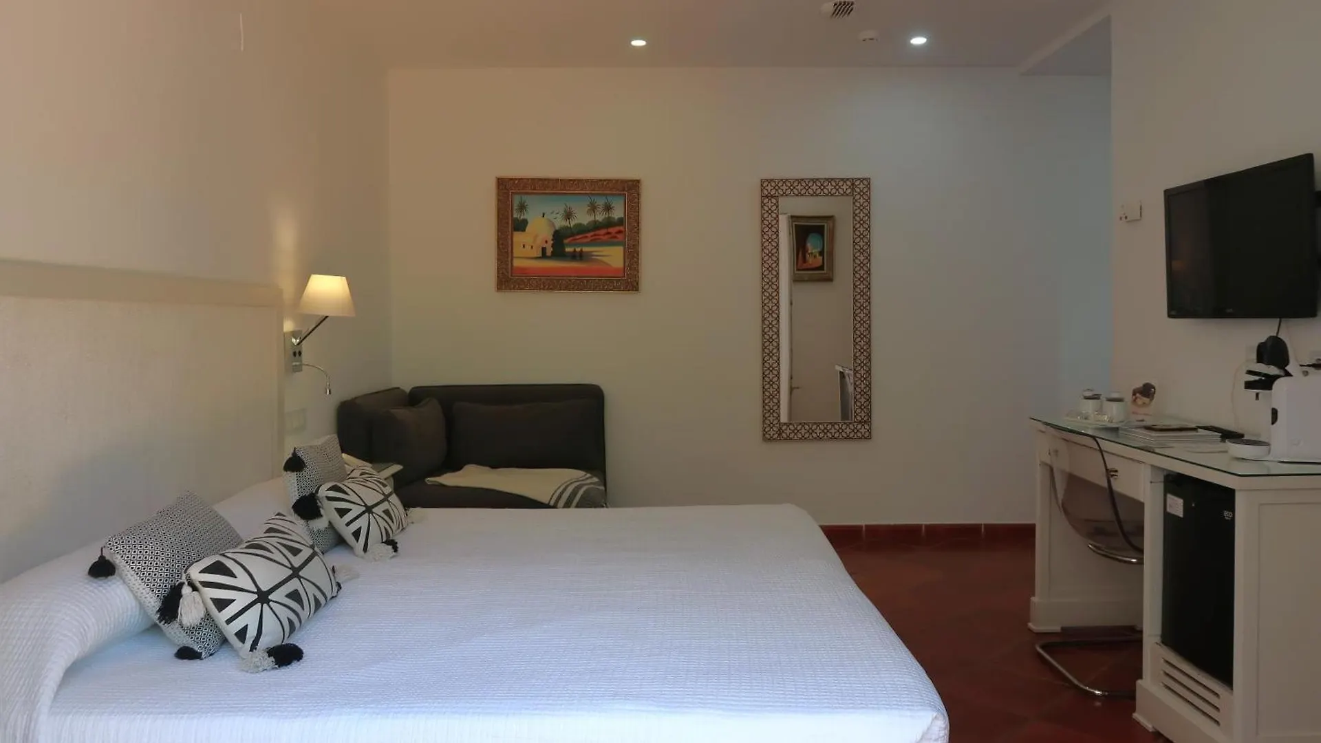 Hotel Malaga Picasso 3*,